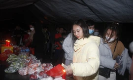 Kỳ lạ chợ "âm phủ" ở Bắc Ninh