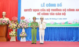 Thứ trưởng Bộ Công an Lê Quý Vương trao Quyết định điều động và bổ nhiệm Giám đốc Công an tỉnh Bắc Ninh cho Đại tá Bùi Duy Hưng