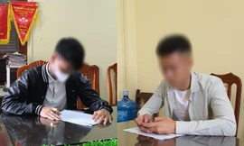 Duy và Hùng tại cơ quan Công an