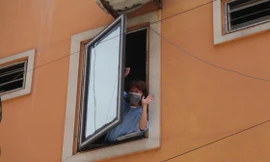 Một công nhân ở trọ trong vùng phong tỏa tại huyện Việt Yên, tỉnh Bắc Giang