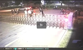 Nhóm thanh niên hỗn chiến tại Khu công nghiệp Vsip khiến một người tử vong. Ảnh cắt từ clip
