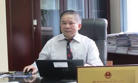 Không thi Văn, trường sẽ chọn được nhân tài