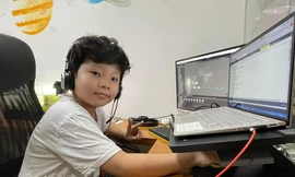 Cậu bé lớp 4 học lập trình từ lớp 1, TOEIC 900, dạy học sinh Úc 