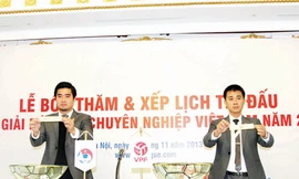 V.League chưa quyết suất lên, xuống hạng