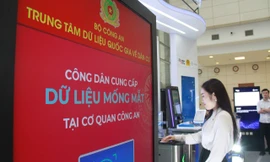 Quy định mới về thu thập sinh trắc học mống mắt, ADN khi làm thủ tục cấp thẻ căn cước