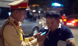 Bộ Công an đề xuất các hành vi vi phạm sẽ bị trừ hết 12 điểm giấy phép lái xe