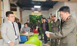 Gần 500 doanh nghiệp, cá nhân bị dụ dỗ đầu tư hàng chục tỷ đồng mua đồng tiền 'QFS TNCVN'