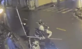 Bắt nhóm cướp dùng phóng lợn uy hiếp người đi đường tại Hà Nội