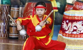 Về Bình Định xem múa roi đi quyền