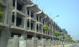 Một lô nhà liền kề của dự án Vân Canh. Ảnh: Minh Tuấn