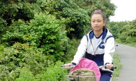 'Dị nhân' 15 năm không ăn cơm, học giỏi, hát hay