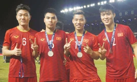 Ngoài tấm Huy chương Bạc cho vị trí Á quân, thầy trò HLV Park Hang Seo cũng gặt hái được nhiều thành quả tại King's Cup 2019 ảnh: HỮU PHẠM