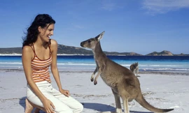 Du lịch là ngành xuất khẩu lớn thứ tư ở Úc