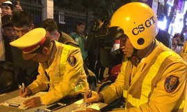 Tăng mức phạt vi phạm giao thông, chống 'chung chi' thế nào?