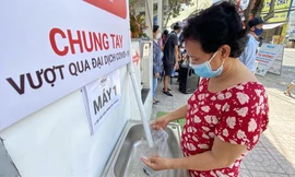 “ATM gạo” tặng mỗi người 1,5kg gạo/ngày trong thời COVID-19