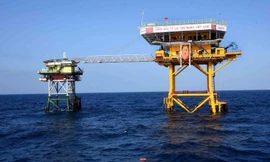 Nhà giàn DK1/12 trên vùng biển thềm lục địa phía nam Tổ quốc Ảnh: TTXVN