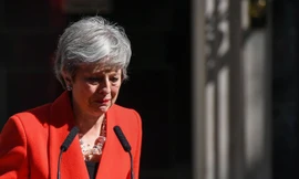 Về thôi Theresa May