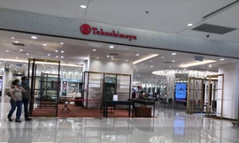 Trung tâm thương mại vừa tái kinh doanh nhưng vẫn... chợ chiều