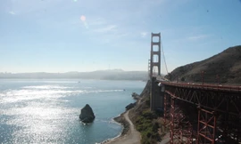 Cầu Cổng Vàng và vịnh San Francisco Ảnh: Xuân Ba