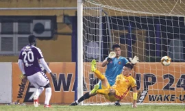 Chiến thắng trước Thanh Hóa giúp Hà Nội FC vượt lên 5 điểm so với đối thủ bám đuổi ở vị trí thứ 2 là TPHCM Ảnh: VSI