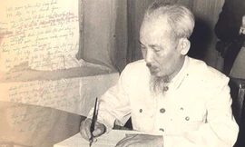 Tư tưởng của Người trong Di chúc đã và đang soi sáng con đường đi lên chủ nghĩa xã hội và sự nghiệp đổi mới hội nhập của nhân dân Việt Nam. Ảnh: Tư liệu