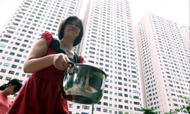 Hà Nội vẫn xảy ra tình trạng thiếu nước sạch, đặc biệt trong mùa nóng