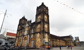 Viện Bảo tồn Di tích đề xuất hai phương án trùng tu nhà thờ Bùi Chu Ảnh: MẠNH THẮNG