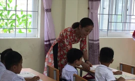 Giáo viên, học sinh Trường tiểu học Sơn Hà, xã Quan Sơn, Thanh HóaẢnh: Nghiêm Huê