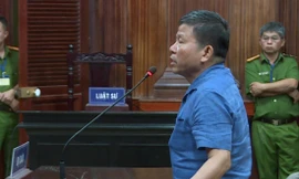 Bị cáo Châu Văn Khảm bị tuyên án cao nhất trong số 6 bị cáo với 12 năm tù Ảnh: T.C