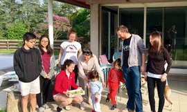 Du học sinh Chu Ân Lai (ngoài cùng bên trái)