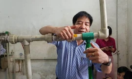 Tiến sĩ Lê Thanh Hải trong buổi thực nghiệm