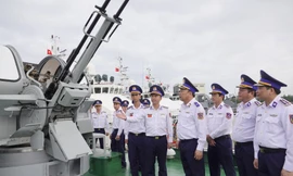 Tư lệnh Lê Quang Đạo thị sát Vùng Cảnh sát biển 2