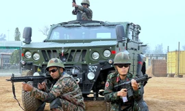 Sĩ quan không quân Việt Nam lần đầu tới Ấn Độ tham gia VINBAX