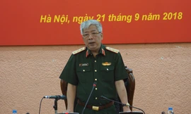 Thượng tướng Nguyễn Chí Vịnh, Thứ trưởng Bộ Quốc phòng chủ trì phiên họp, sáng 21/9