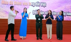 100 thủ lĩnh thanh niên Quân đội giao lưu, trải nghiệm tại Học viện Thanh thiếu niên Việt Nam 