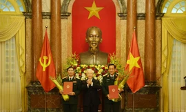 Hai Thứ trưởng Quốc phòng được thăng quân hàm Thượng tướng 