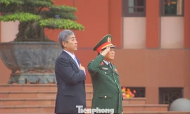 Bộ trưởng Quốc phòng Việt Nam và Nhật Bản tại trụ sở Bộ Quốc phòng Việt Nam, chiều 2/5