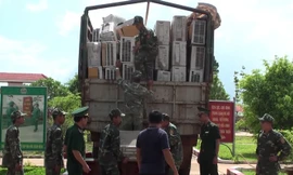 Bắt lô hàng điện tử 'khủng' nhập lậu vào Việt Nam
