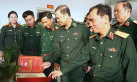 Vinh danh điển hình lan tỏa tinh thần thượng tôn pháp luật trong thanh niên Quân đội