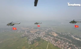 Trực thăng vũ trang tổng duyệt trên bầu trời Điện Biên