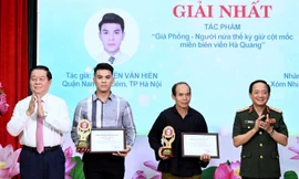 Trung tướng Trịnh Văn Quyết: ‘Những tấm gương bình dị mà cao quý’ đã củng cố niềm tin của nhân dân
