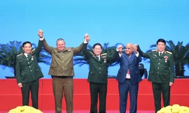 Cộng hòa Cuba trao Huân chương Playa Girón tặng ba Đại tướng Việt Nam