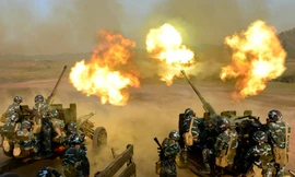 Pháo phòng không đồng loạt khai hỏa diệt mục tiêu trong diễn tập tại trường bắn TB-1