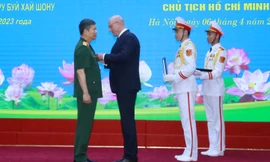 Liên bang Nga trao Huân chương tặng Thiếu tướng Bùi Hải Sơn