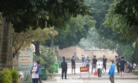 Công dân đang cách ly tập trung tại Tiểu đoàn 16, Trường Sĩ quan Lục quân 1. Ảnh: Nguyễn Minh