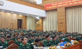 Hội nghị có sự tham dự của lãnh đạo, đại diện một số cơ quan trực thuộc Bộ Quốc phòng và hơn 400 đại biểu là lãnh đạo, chỉ huy các đơn vị trực thuộc Bộ Tư lệnh BĐBP