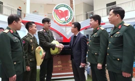 Học viên quân sự 3 nước Đông Dương hưởng ứng Chủ Nhật Đỏ 2024 tại Trường Sĩ quan Chính trị