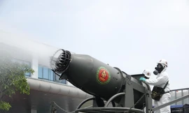 Bộ đội 'tấn công' ổ dịch COVID-19 ở BV Bệnh Nhiệt đới Trung ương cơ sở 2