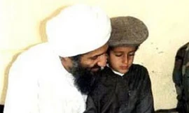 Bin Laden và con trai Ali