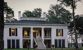 Bên trong khu biệt thự 8,9 triệu USD của 'Người Dơi' Ben Affleck rao bán